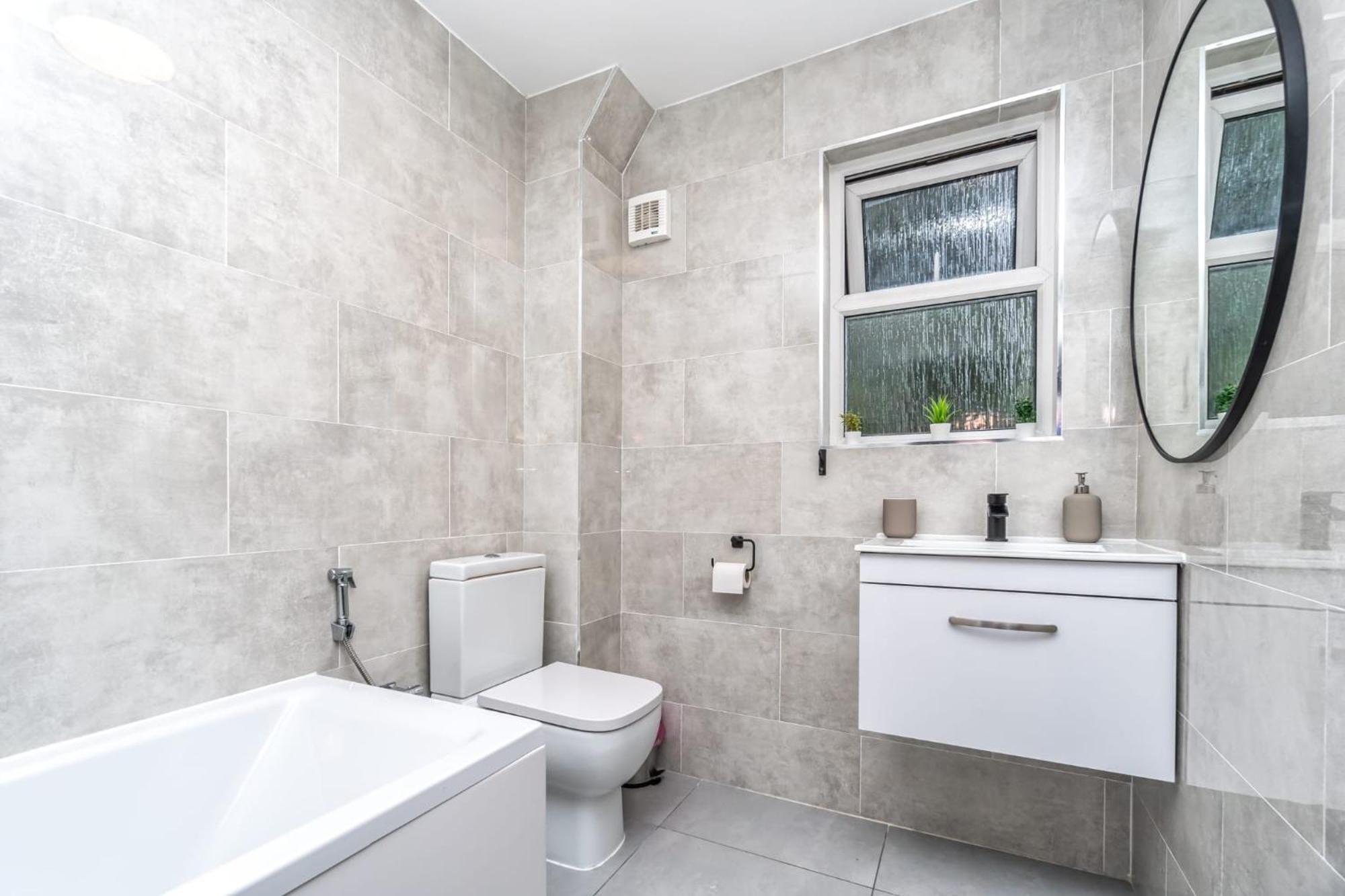Cosy Guest House In Whitechapel Лондон Экстерьер фото