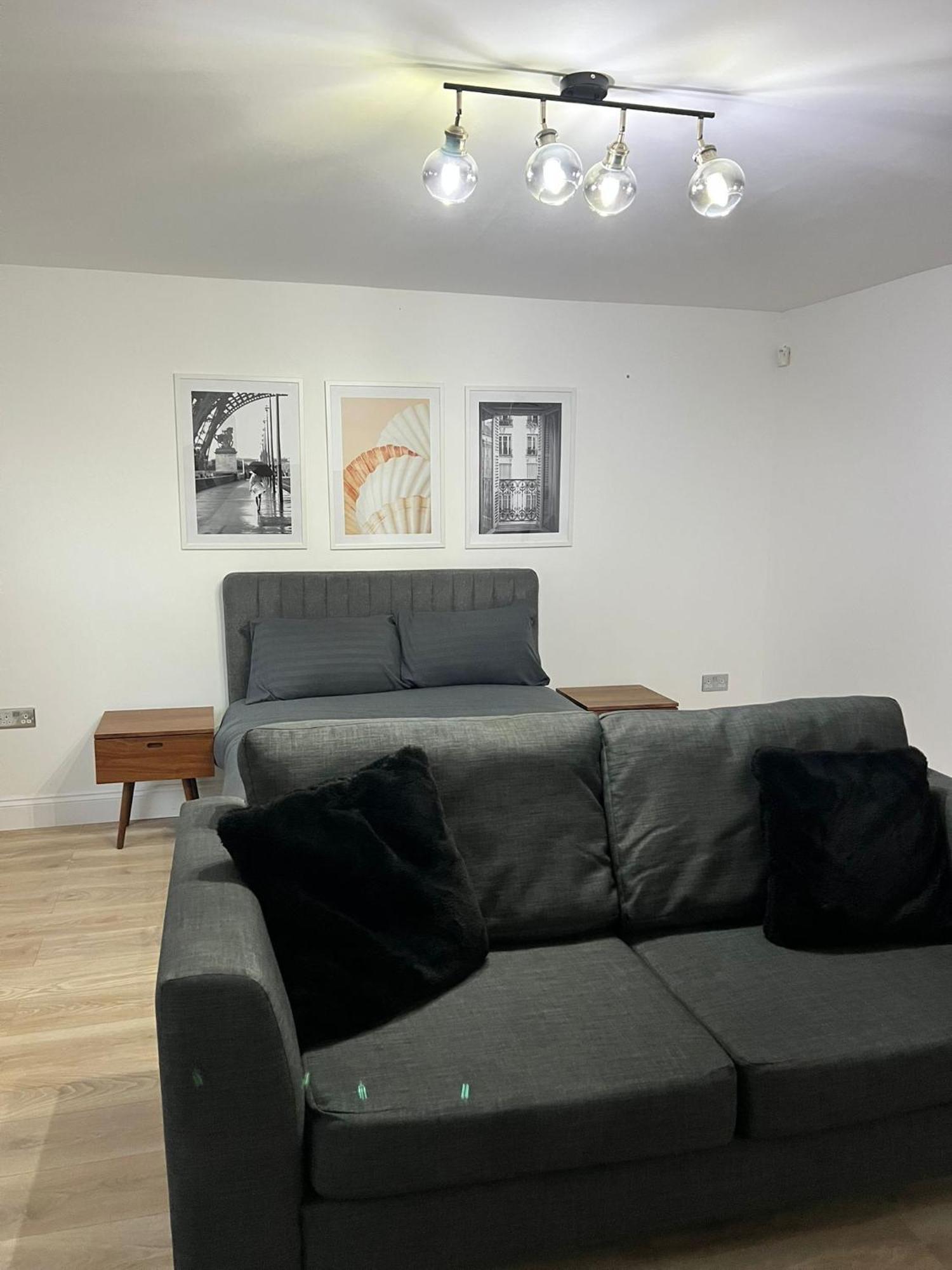 Cosy Guest House In Whitechapel Лондон Экстерьер фото